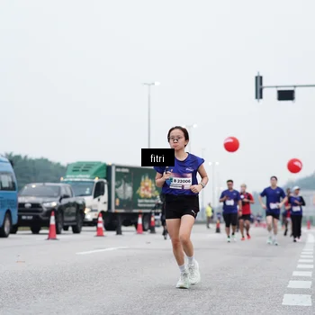 Runner Photo 7474671