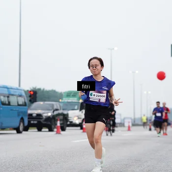 Runner Photo 7474672
