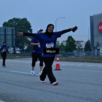 Runner Photo 7474678
