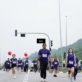 Runner Photo 7474683