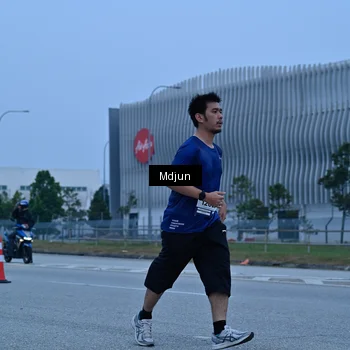 Runner Photo 7474700