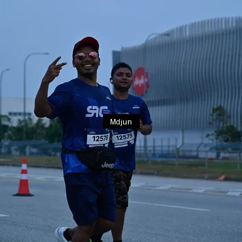 Runner Photo 7474742