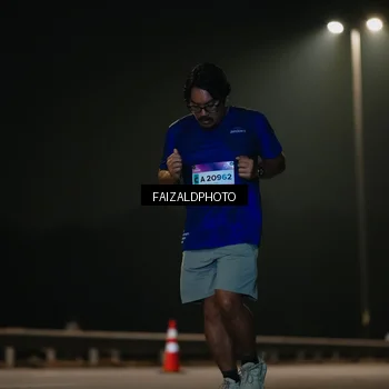 Runner Photo 7474756