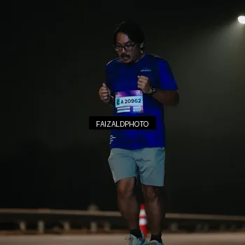 Runner Photo 7474758