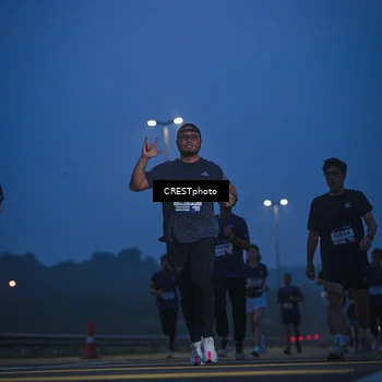 Runner Photo 7474799
