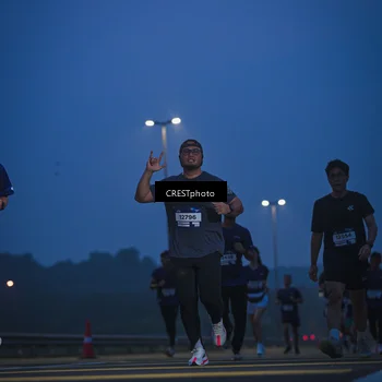Runner Photo 7474800
