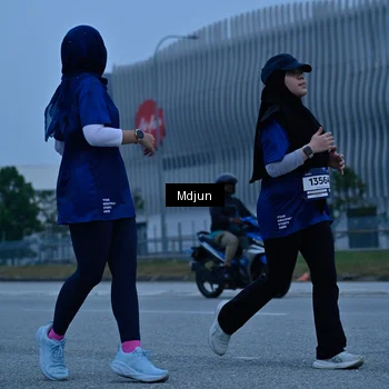 Runner Photo 7474809