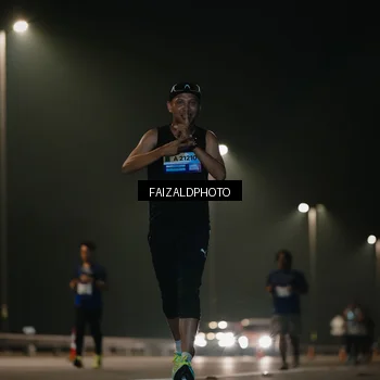 Runner Photo 7474813