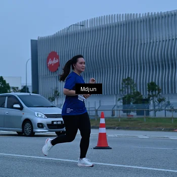 Runner Photo 7474824