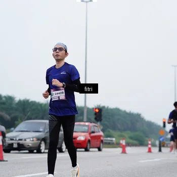 Runner Photo 7474857