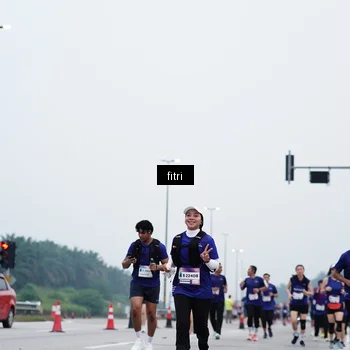 Runner Photo 7474859