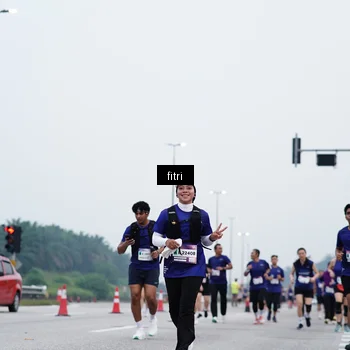 Runner Photo 7474878