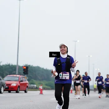 Runner Photo 7474900