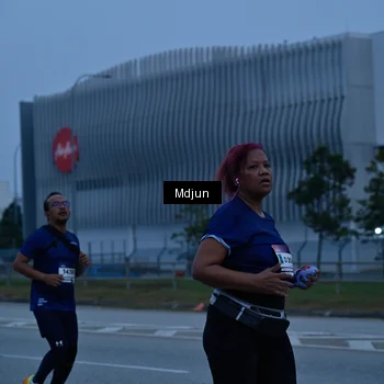 Runner Photo 7474912