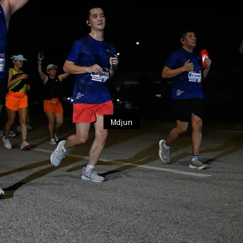 Runner Photo 7474918