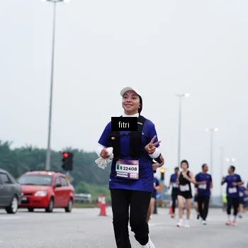 Runner Photo 7474920