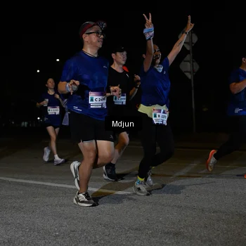 Runner Photo 7474988