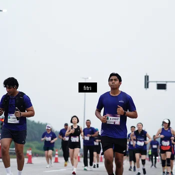 Runner Photo 7474999