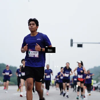 Runner Photo 7475001