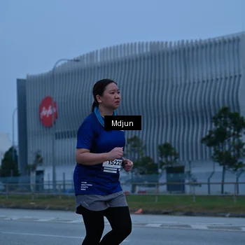 Runner Photo 7475003