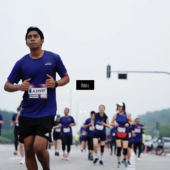 Runner Photo 7475005