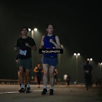 Runner Photo 7475015