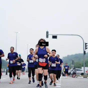 Runner Photo 7475033
