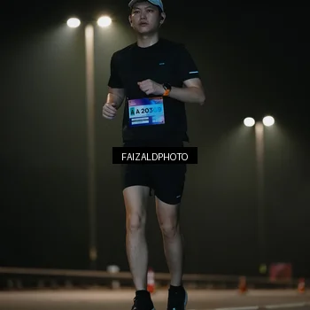 Runner Photo 7475038