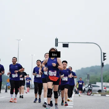 Runner Photo 7475045