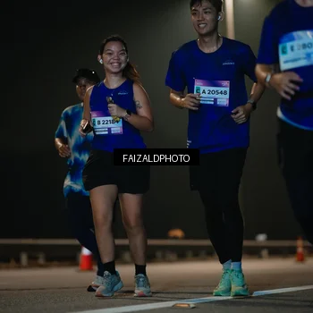 Runner Photo 7475048