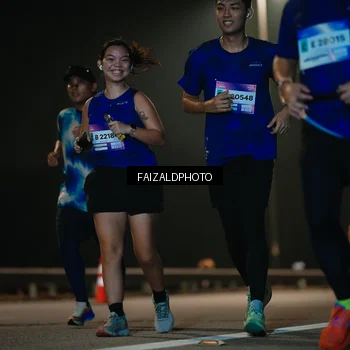 Runner Photo 7475049
