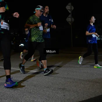 Runner Photo 7475054