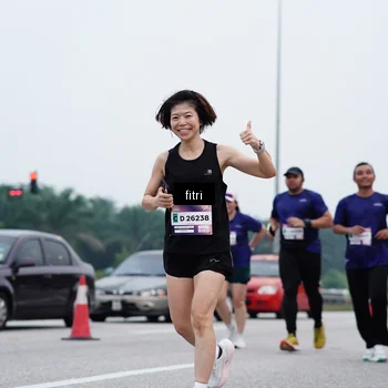 Runner Photo 7475067