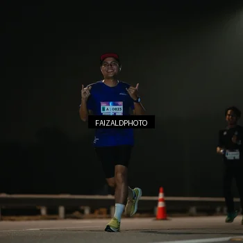 Runner Photo 7475082
