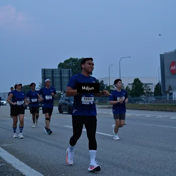 Runner Photo 7475094
