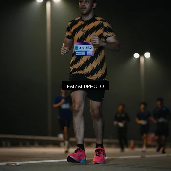 Runner Photo 7475114