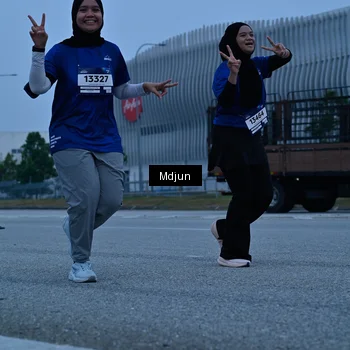 Runner Photo 7475118
