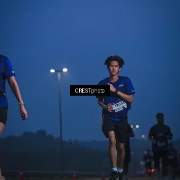 Runner Photo 7475119