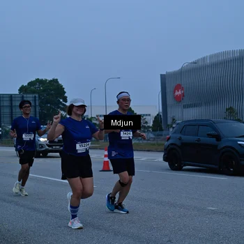 Runner Photo 7475128