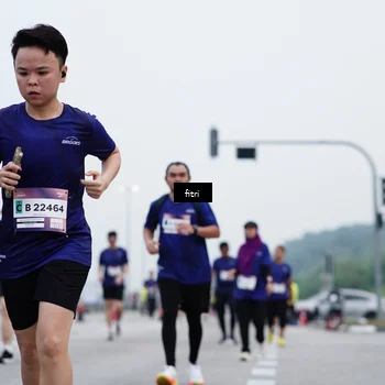 Runner Photo 7475137