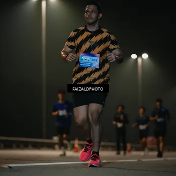 Runner Photo 7475150