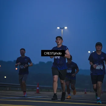 Runner Photo 7475158