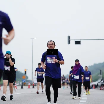 Runner Photo 7475161