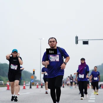 Runner Photo 7475164
