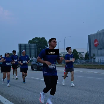 Runner Photo 7475171