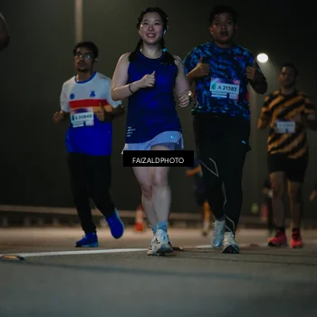 Runner Photo 7475184