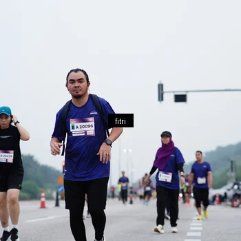 Runner Photo 7475188