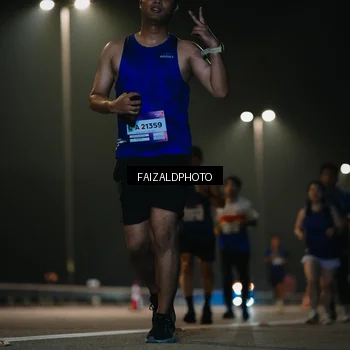 Runner Photo 7475208