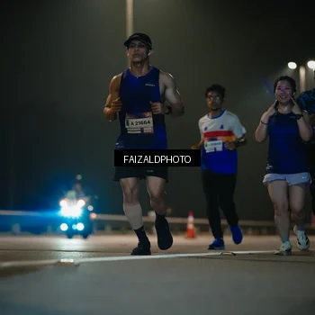 Runner Photo 7475209
