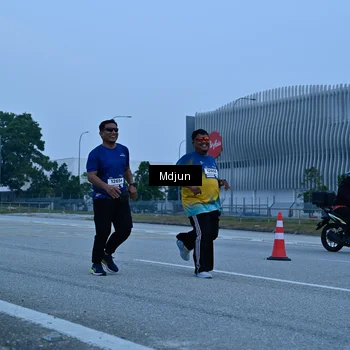 Runner Photo 7475219